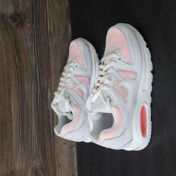 New Nike Womens Air Max Command White Orange Sneakers Size 6.5 Casual Streetwear - Picture 4 of 9